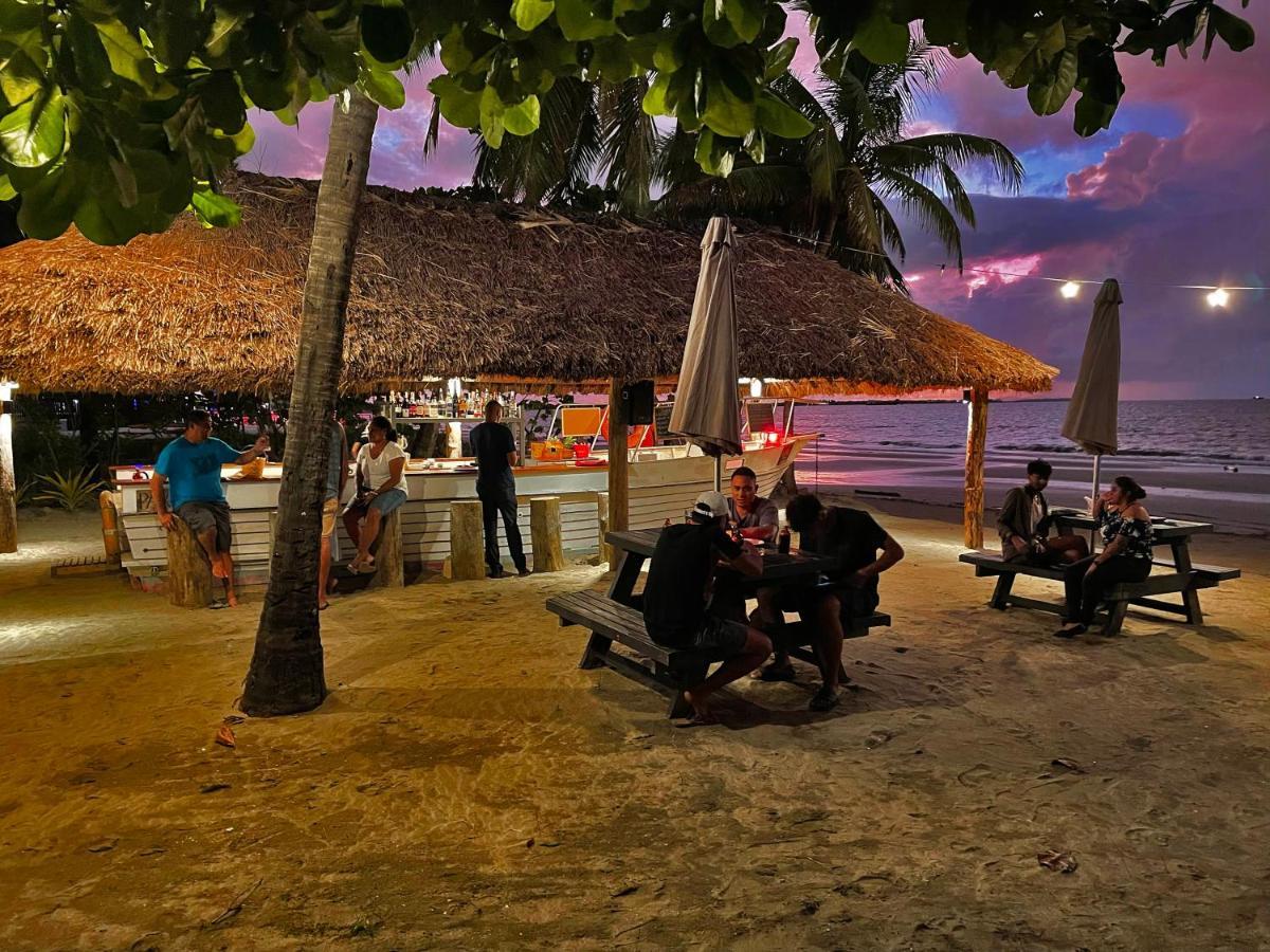 Aquarius On The Beach Nadi Exterior photo